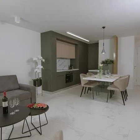 Adriatic Shell Apartment *