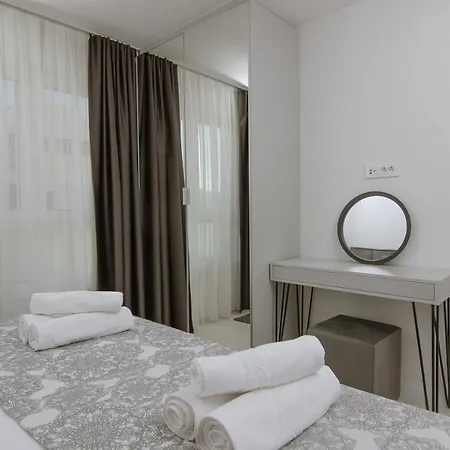 Adriatic Shell Apartment *